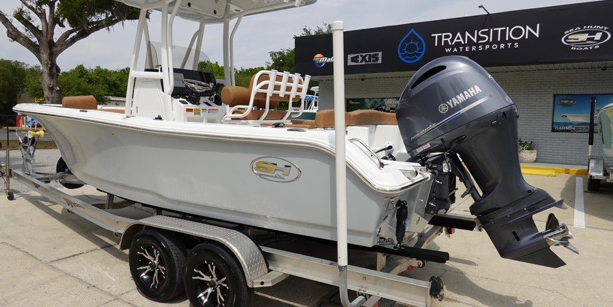 Sea Ray hunt ultra 211