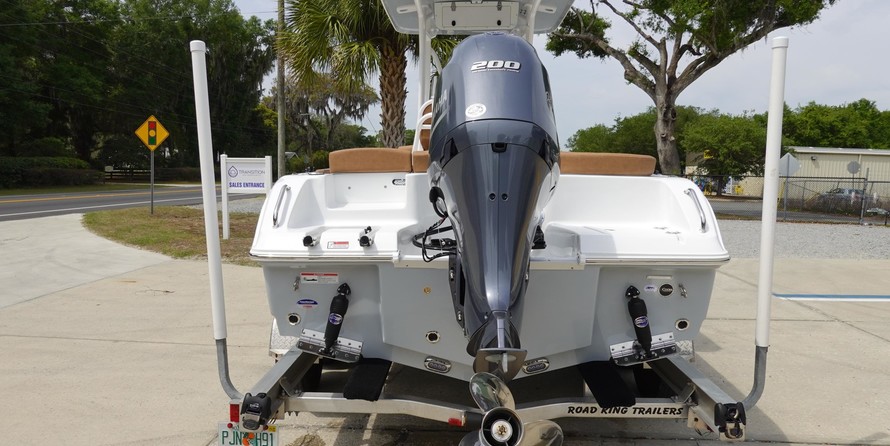 Sea Ray hunt ultra 211