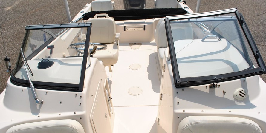 Grady-White Freedom 205