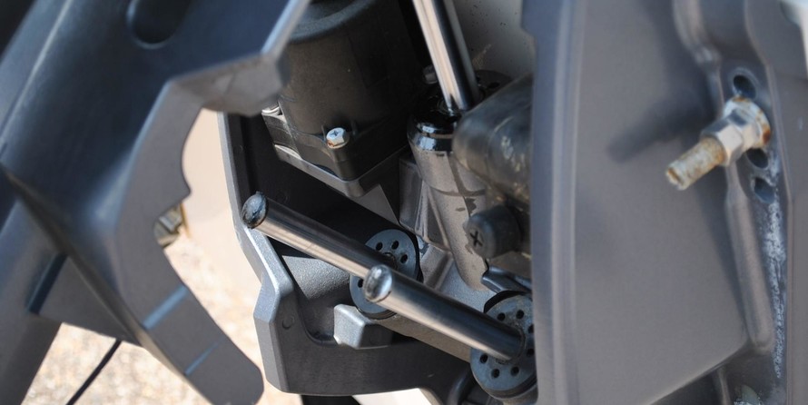 Grady-White Freedom 205