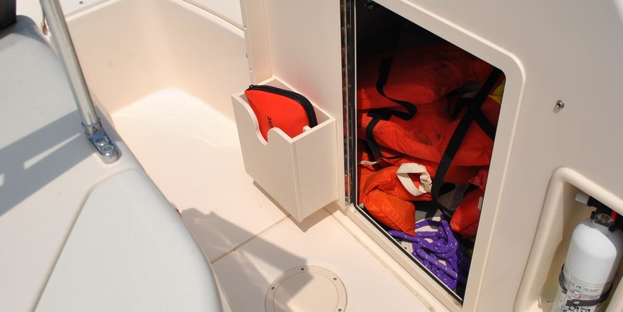 Grady-White Freedom 205