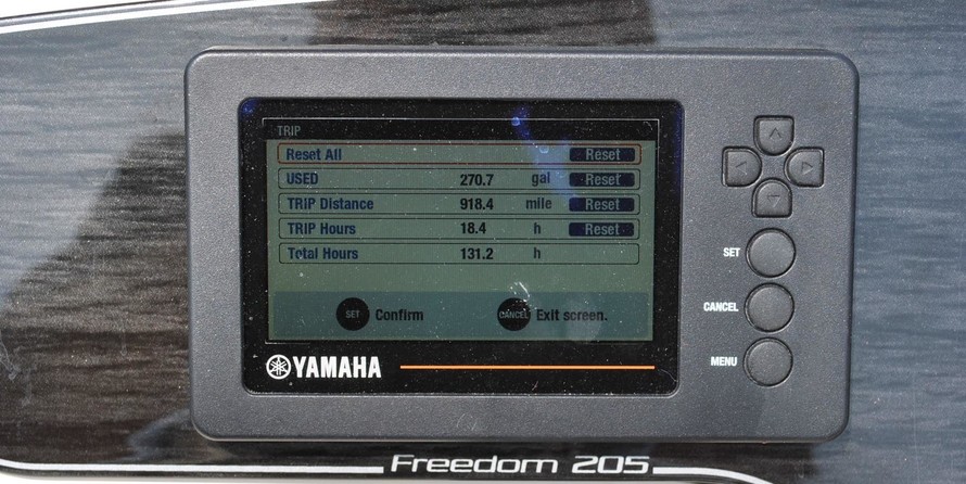 Grady-White Freedom 205