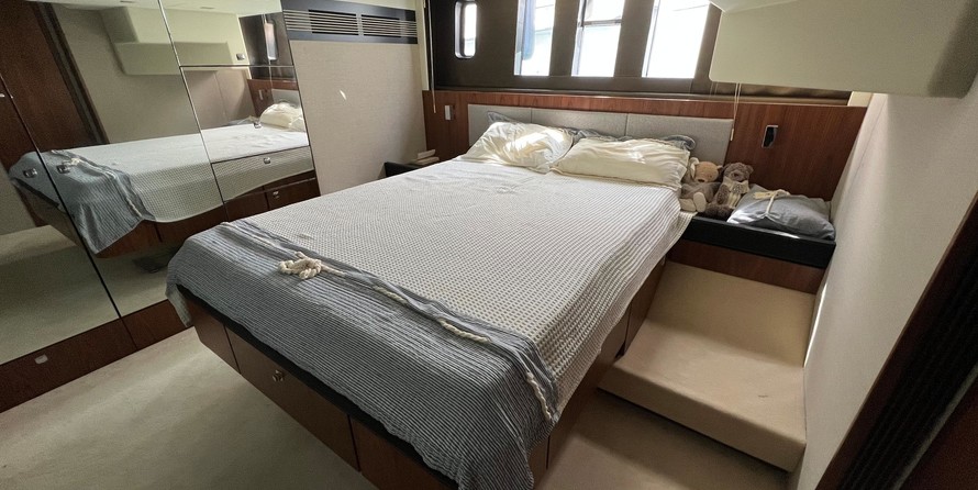 Fairline 58 Squadron