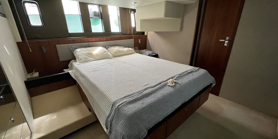 Fairline 58 Squadron