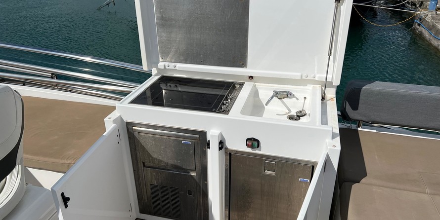 Fairline 58 Squadron