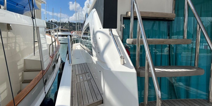 Fairline 58 Squadron