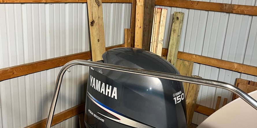 Glacier bay isle runner blue hull 2670