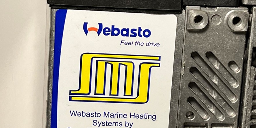 Glacier bay isle runner blue hull 2670