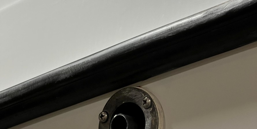 Glacier bay isle runner blue hull 2670