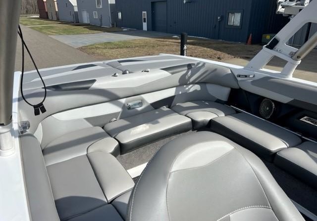 Malibu Wakesetter 22 VLX