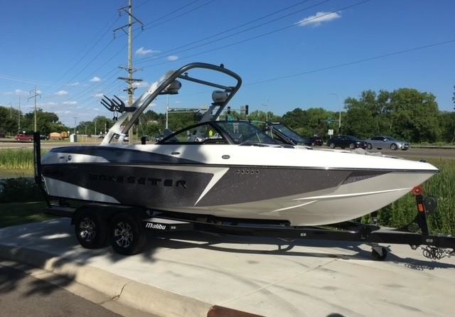 Malibu Wakesetter 22 VLX