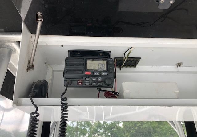 Angler Pro Boats 2900 center console