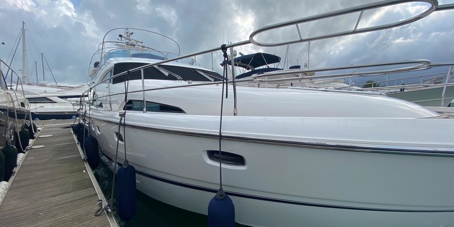 Fairline 58 Squadron