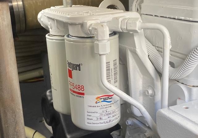 Carver C40 Command Bridge