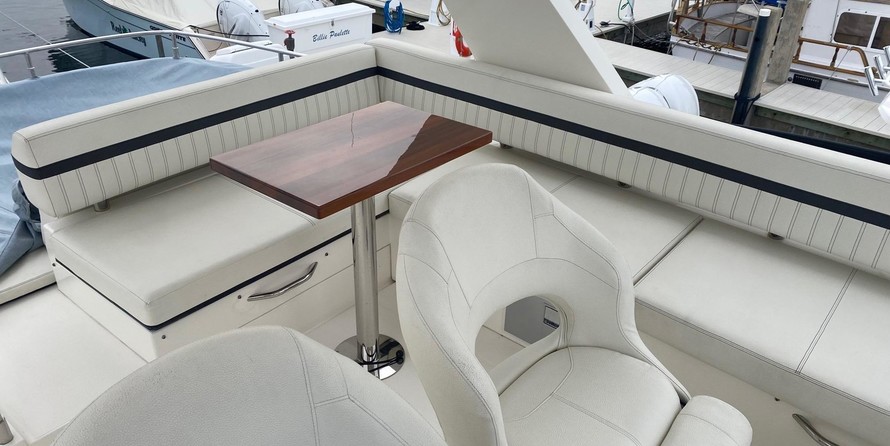 Carver C40 Command Bridge