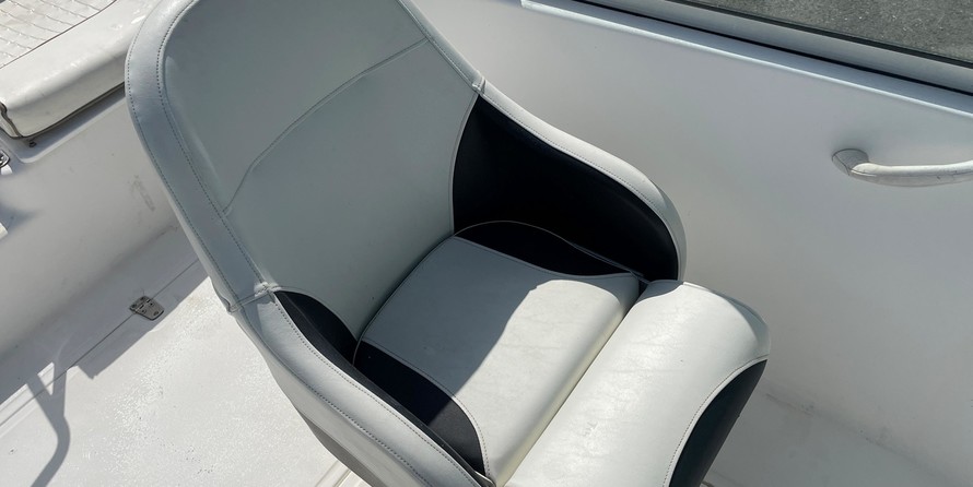 Boston Whaler 170 Dauntless