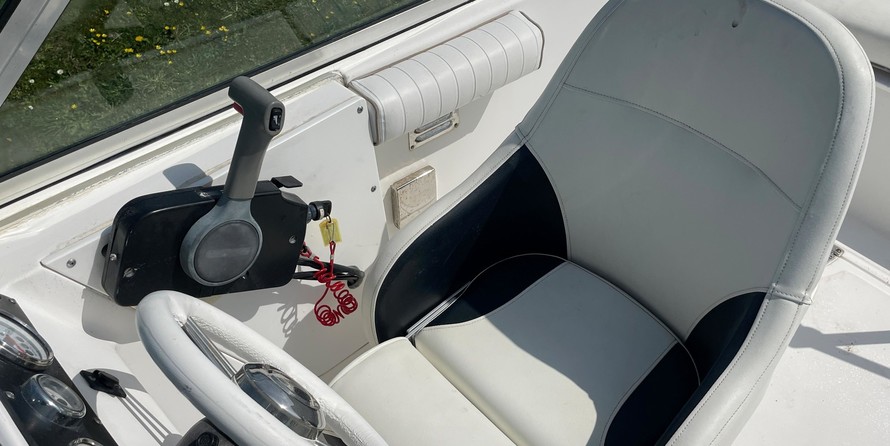 Boston Whaler 170 Dauntless