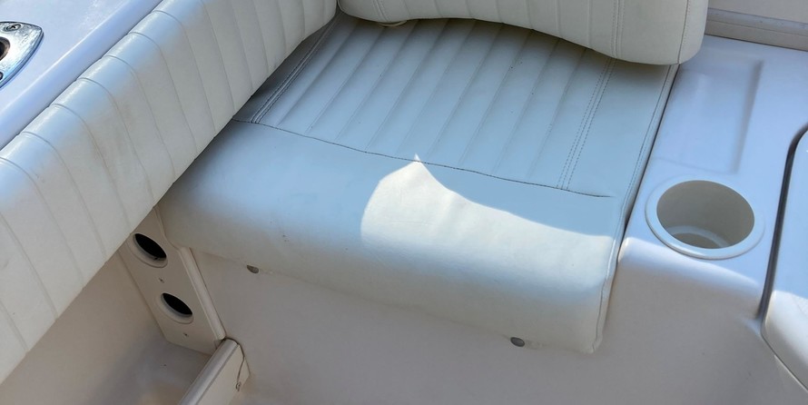 Grady-White Seafarer 228