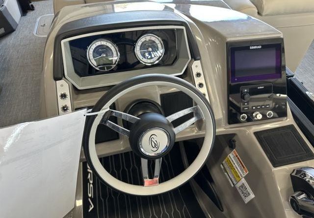 60 x 16 tri-toon passenger vessel