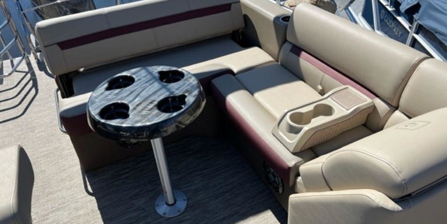 60 x 16 tri-toon passenger vessel