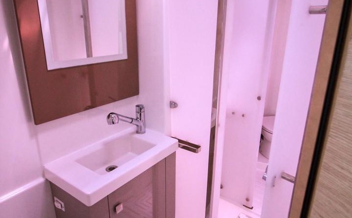 Fountaine Pajot Astréa 42