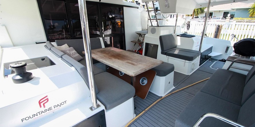 Fountaine Pajot Astréa 42