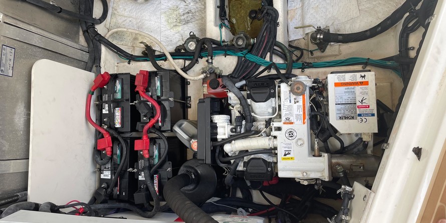 Sea Ray 330 Sundancer