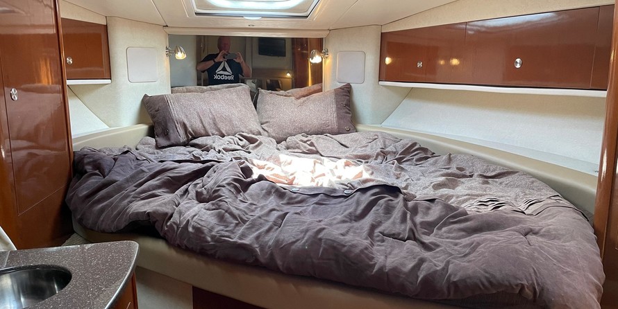 Sea Ray 330 Sundancer