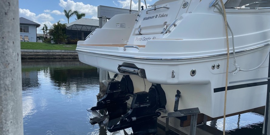 Sea Ray 330 Sundancer