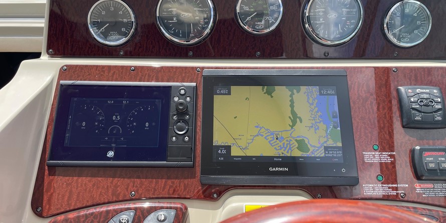 Sea Ray 330 Sundancer