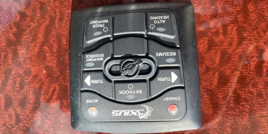 Sea Ray 330 Sundancer