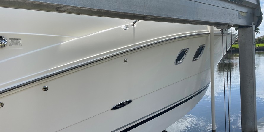 Sea Ray 330 Sundancer
