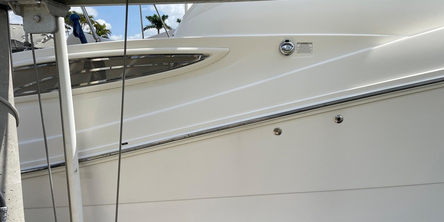 Sea Ray 330 Sundancer