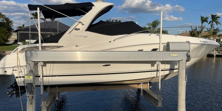 Sea Ray 330 Sundancer