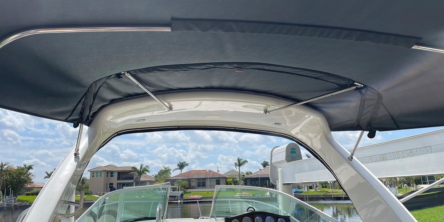 Sea Ray 330 Sundancer