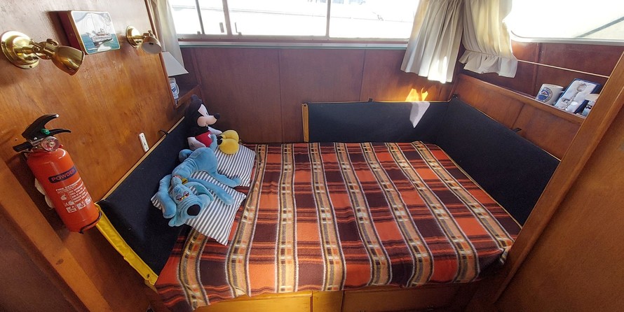 Van de stadt custom 32 steel yacht