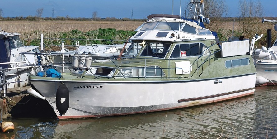 Van de stadt custom 32 steel yacht