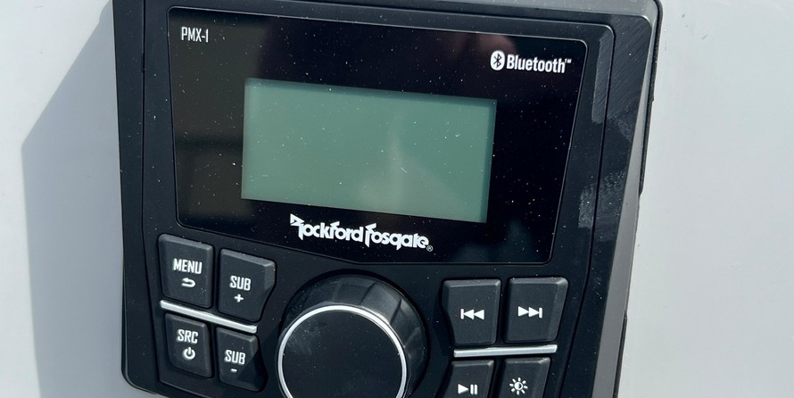 60 x 16 tri-toon passenger vessel