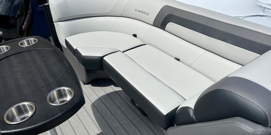 60 x 16 tri-toon passenger vessel