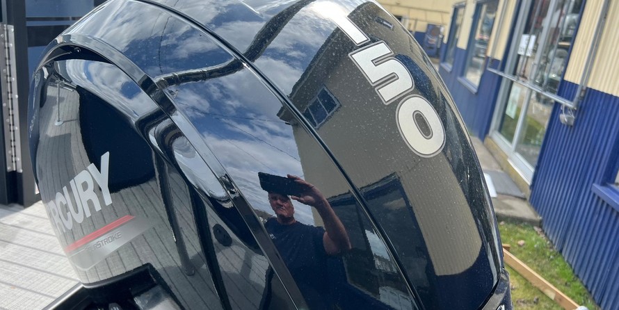 60 x 16 tri-toon passenger vessel