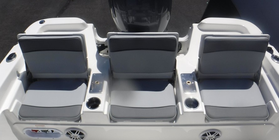Nauticstar 211