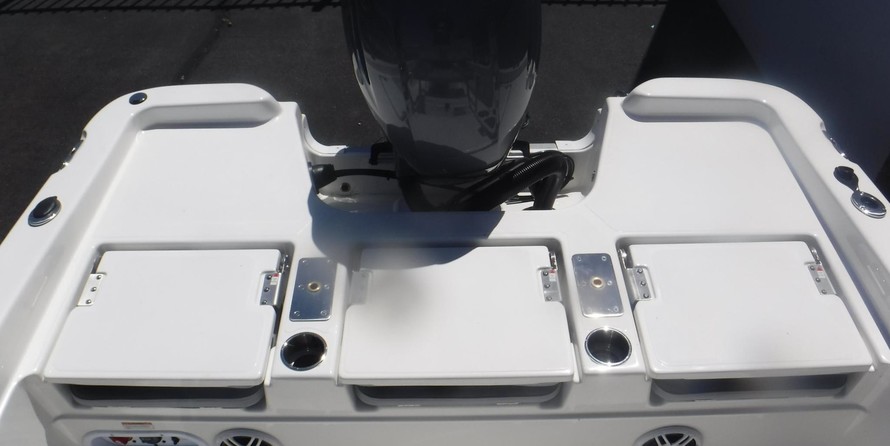 Nauticstar 211