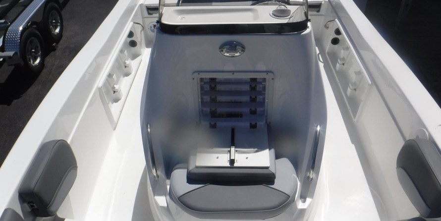 Nauticstar 211