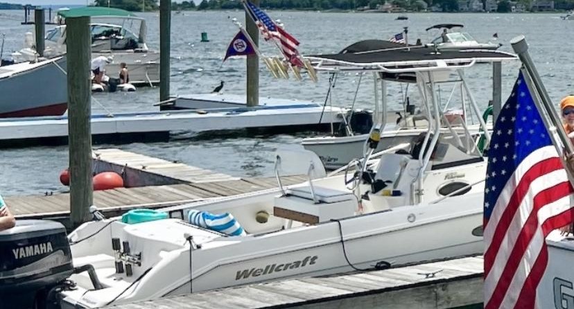 Wellcraft 250 Fisherman