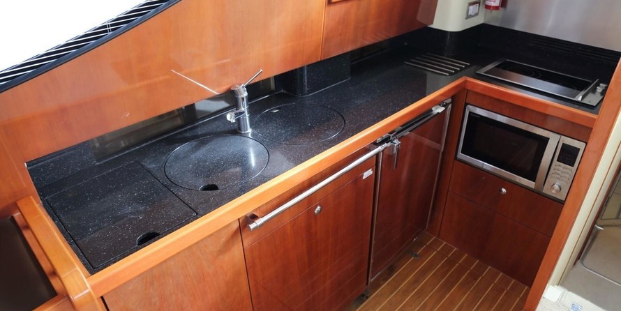 Fairline Phantom 46