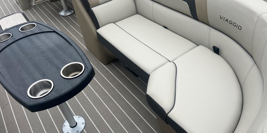 60 x 16 tri-toon passenger vessel