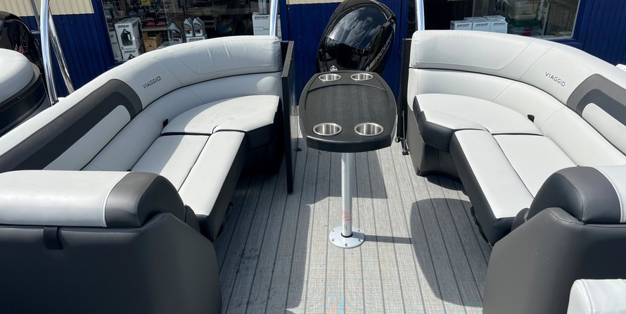 60 x 16 tri-toon passenger vessel