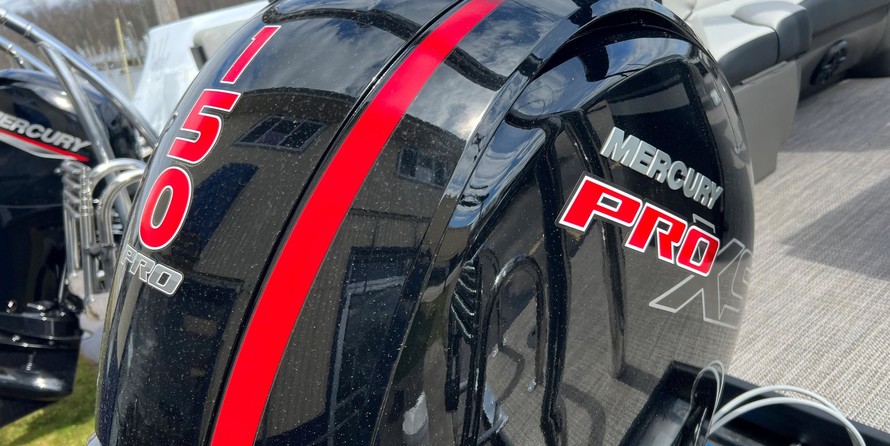 60 x 16 tri-toon passenger vessel