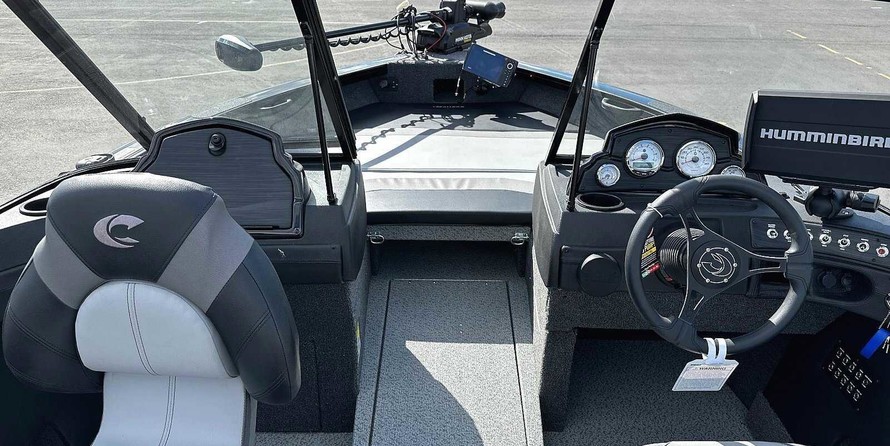 Crestliner 1750 Super Hawk