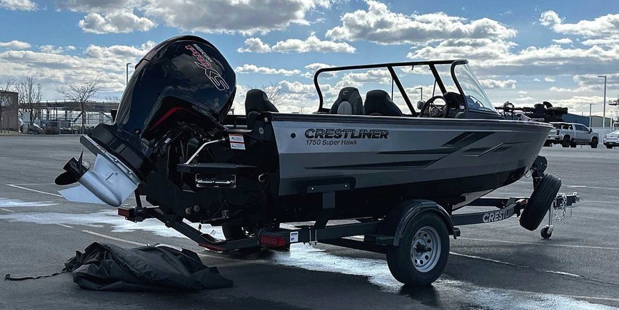 Crestliner 1750 Super Hawk